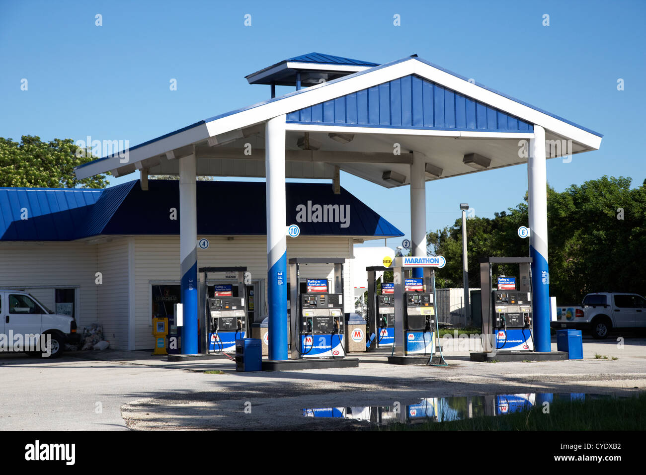 marathon-gas-station-key-largo-florida-keys-usa-stock-photo-alamy