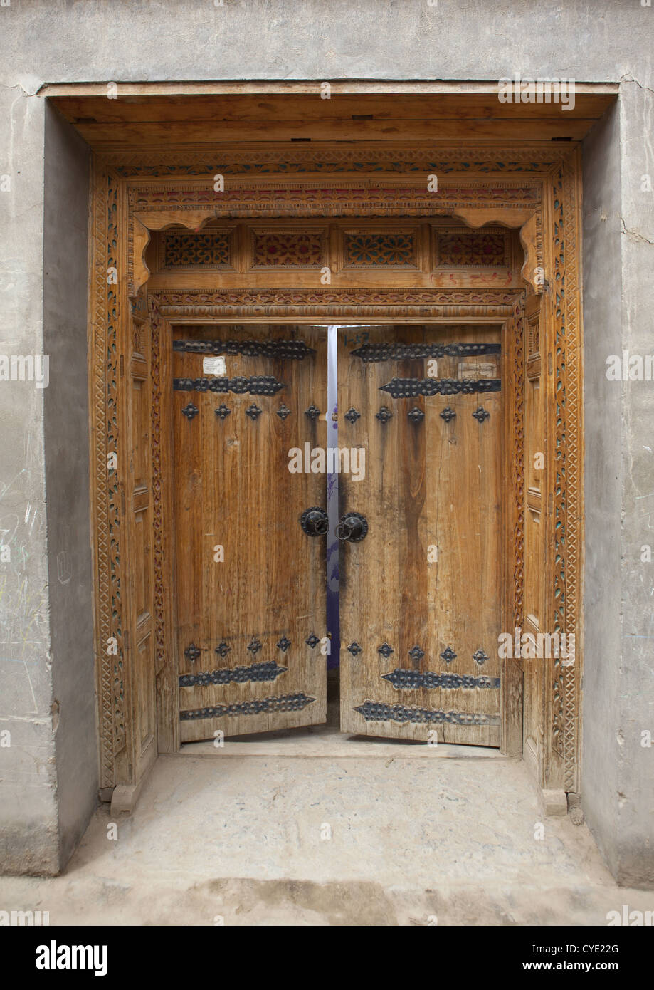 Traditional Door In Old Town, Keriya, Xinjiang Uyghur Autonomous Region, China Stock Photo