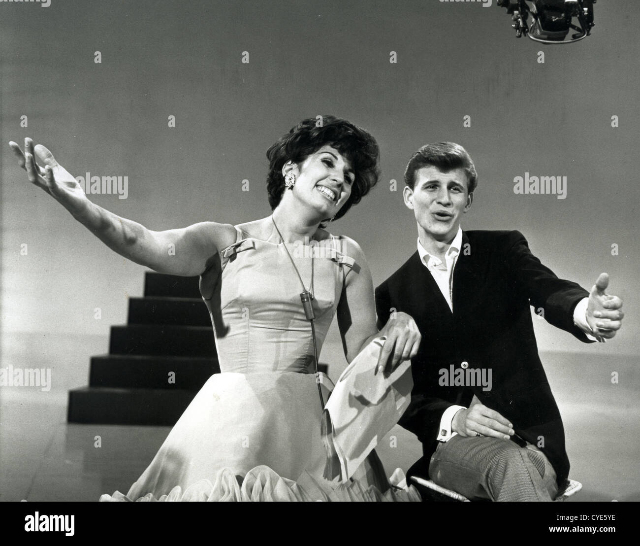 Alma Cogan 1932 1966 Uk Pop Singer With Bobby Rydell About 1956 Stock Photo Alamy