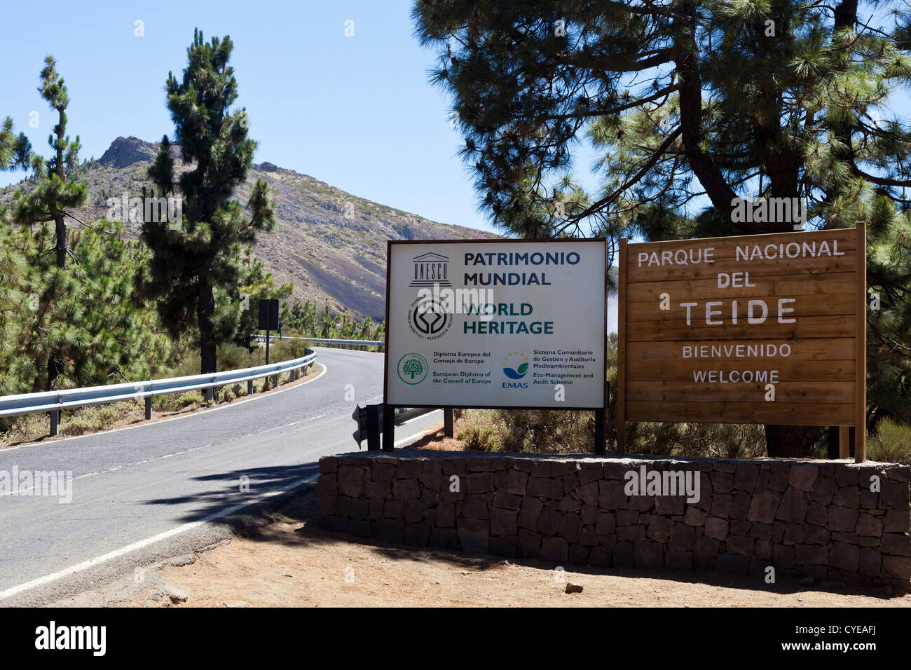 Signs at the entrance to the Las Canadas del Teide National Park on Tenerife, Canary Islands, Spain, Stock Photo