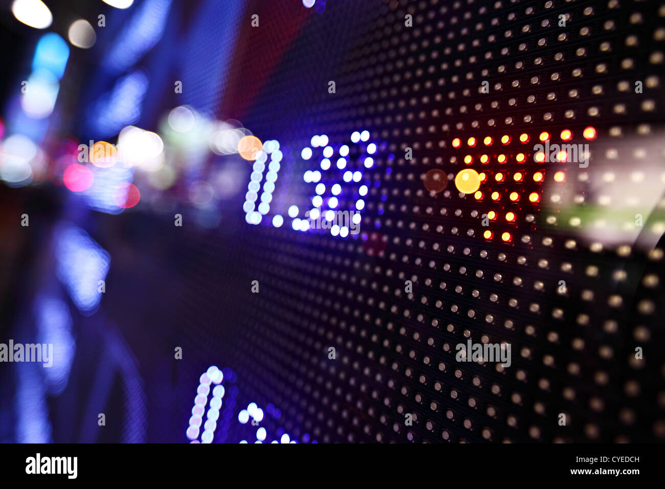 Stock market ticker board numbers hi-res stock photography and images ...