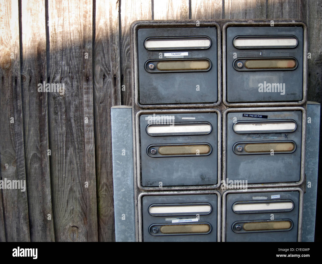 France Post / Mail boxes at a street end Stock Photo Alamy