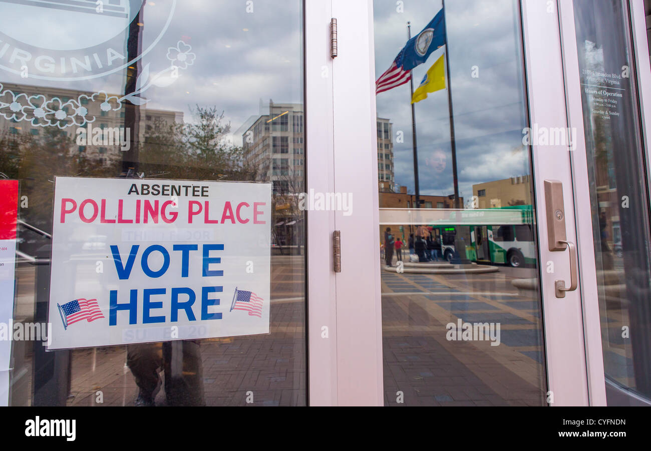 ARLINGTON, VIRGINIA, USA - Absentee voting sign for 2012 Presidential election at Arlington County Courthouse. Stock Photo