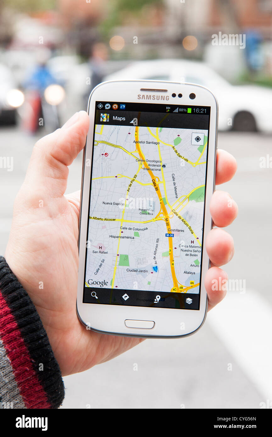 Android map app on Samsung Galaxy S3 smartphone Stock Photo