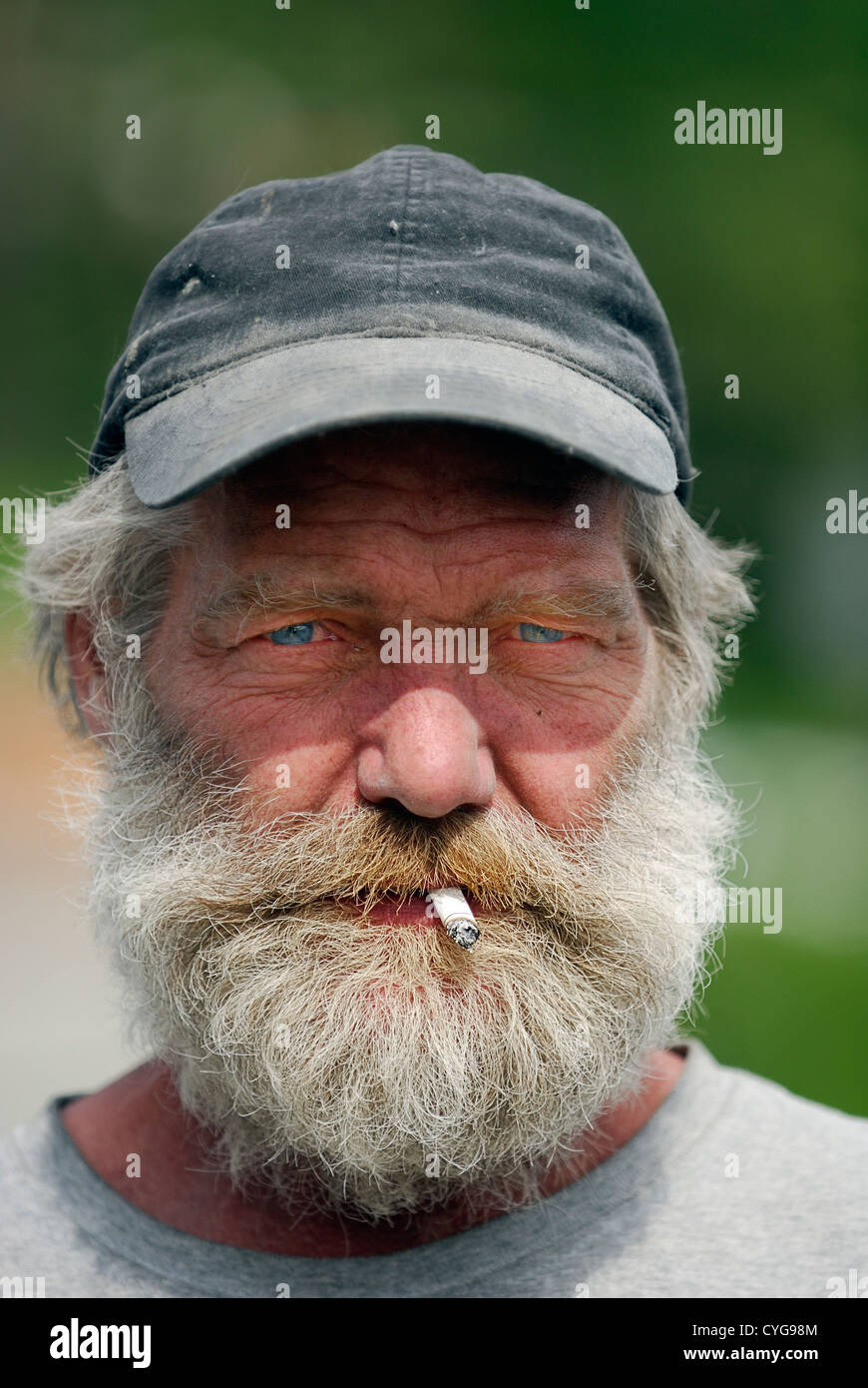 Very old man hi-res stock photography and images - Alamy