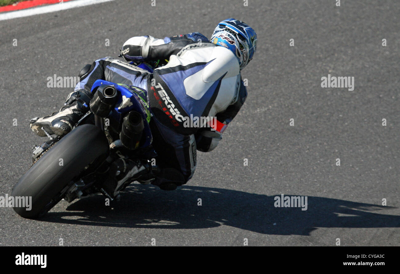 Hottrax Endurance Motorcycle Racing Yamaha R1 Cadwell Park Shadow Corner Rear Stock Photo