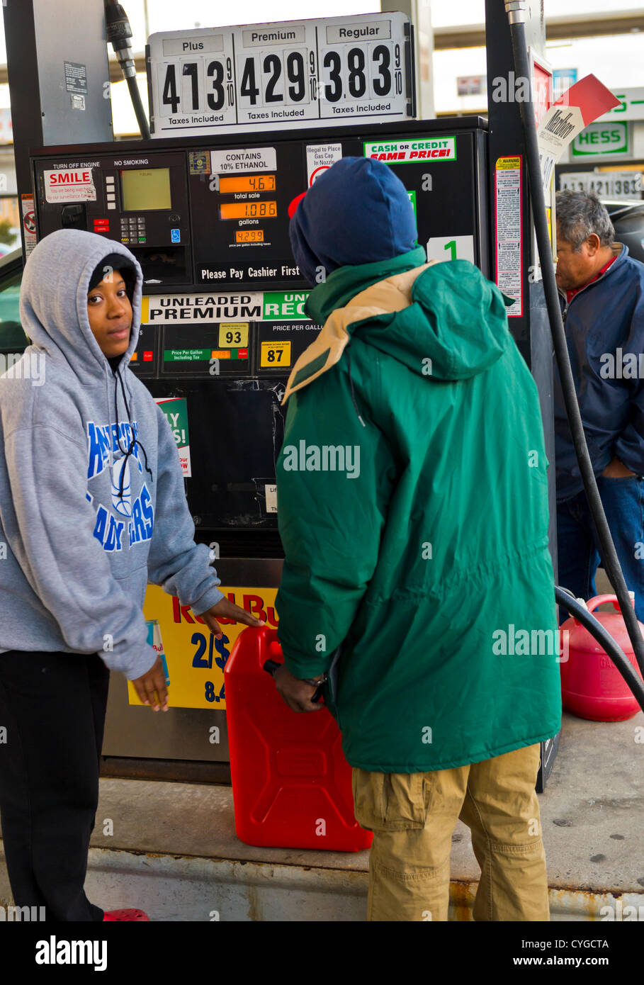 Hess gas station hires stock photography and images Alamy