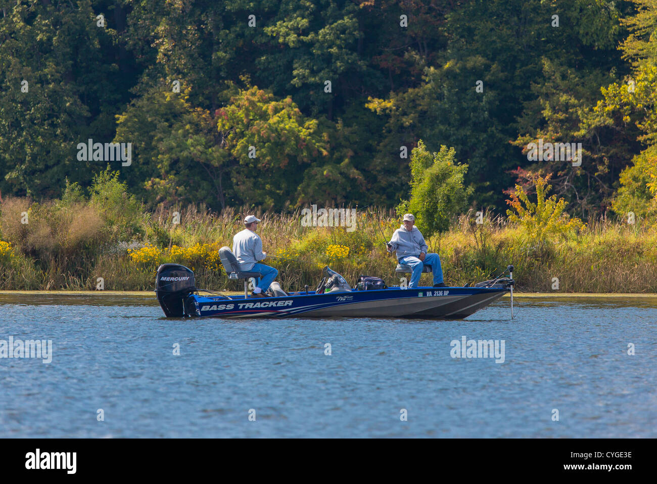 OCCOQUAN, VIRGINIA, USA Bass fishermen on Occoquan RIver Stock Photo