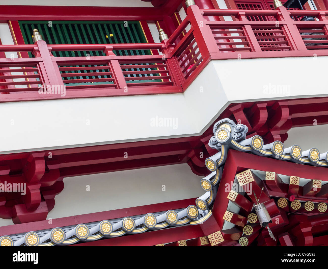 Colourful detail of Buddha Tooth Relic Temple in Chinatown, Singapore Stock Photo