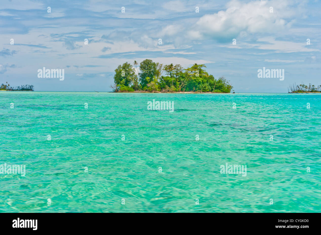 Desert Islands In Ocean Stock Photo Alamy