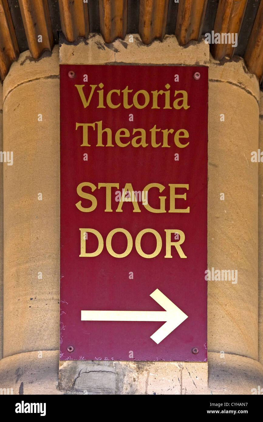 Sign showing way to Stage Door, Victoria Theatre, Halifax Stock Photo