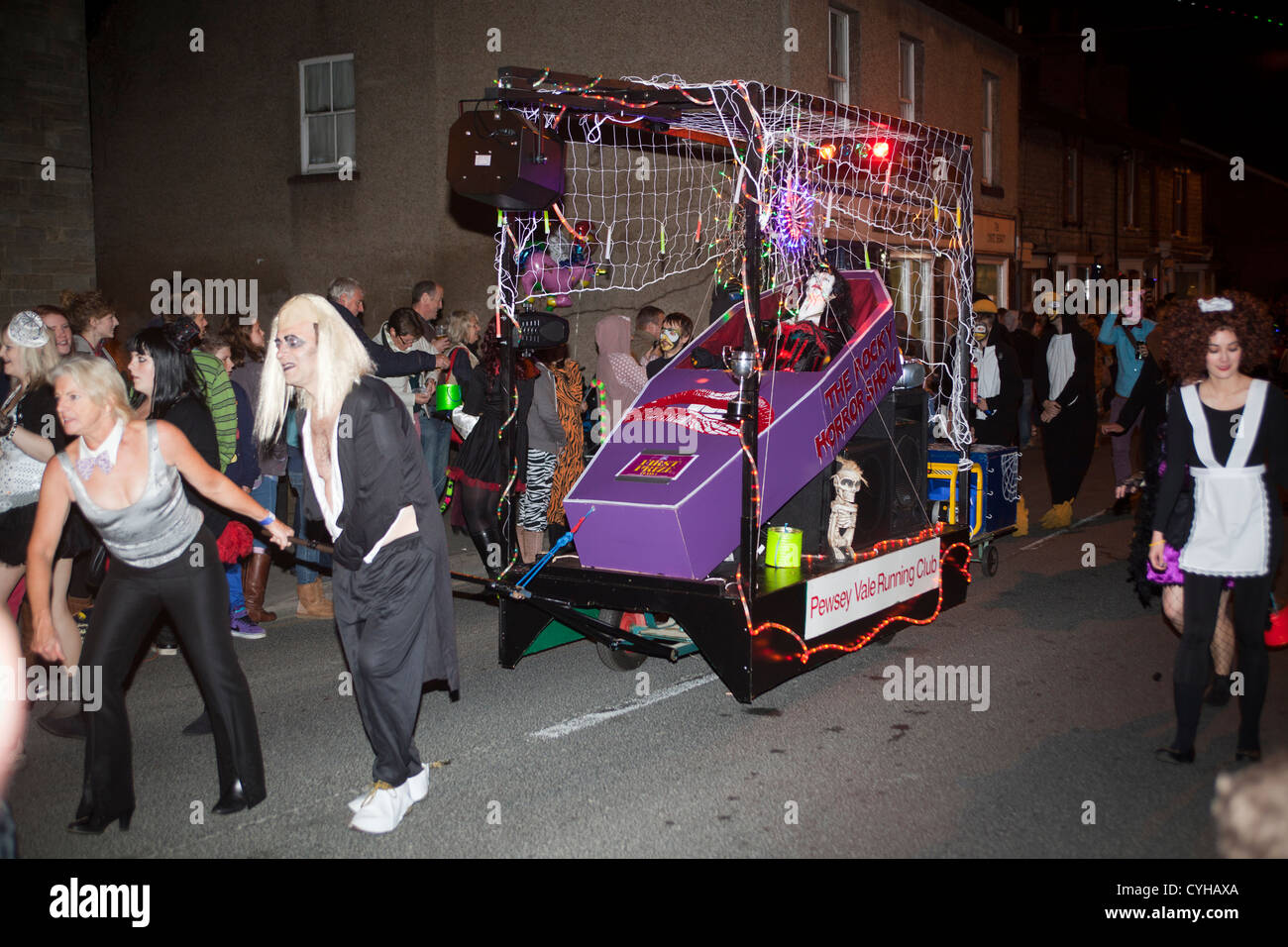 Carnival float uk hires stock photography and images Alamy