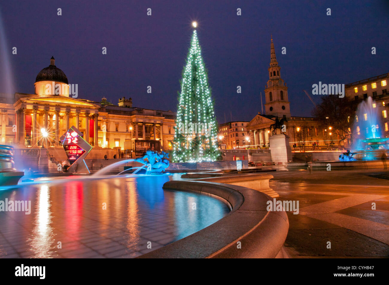 Christmas Tree in Trafalgar Square Stock Photo Alamy