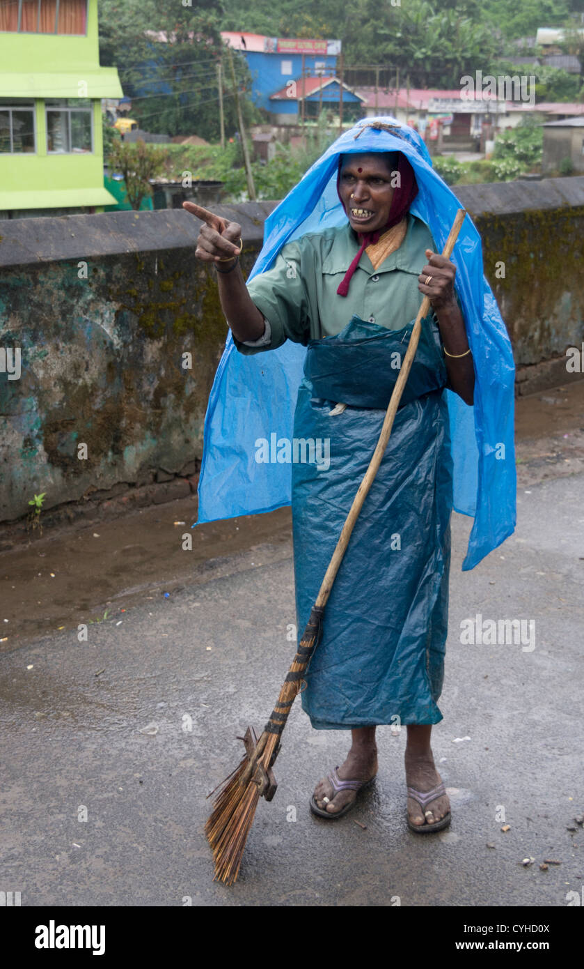 Indian street cleaner hires stock photography and images Alamy