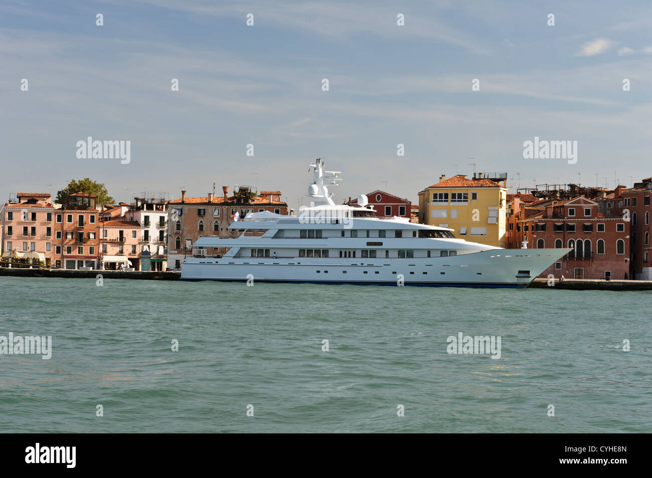 Modern cruise ship venice hi-res stock photography and images - Alamy