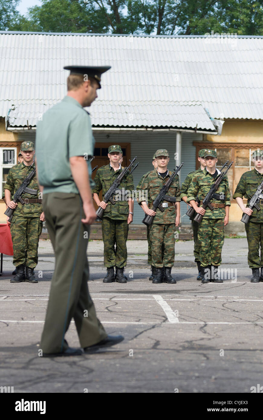 Russian army young soldiers hi-res stock photography and images - Alamy