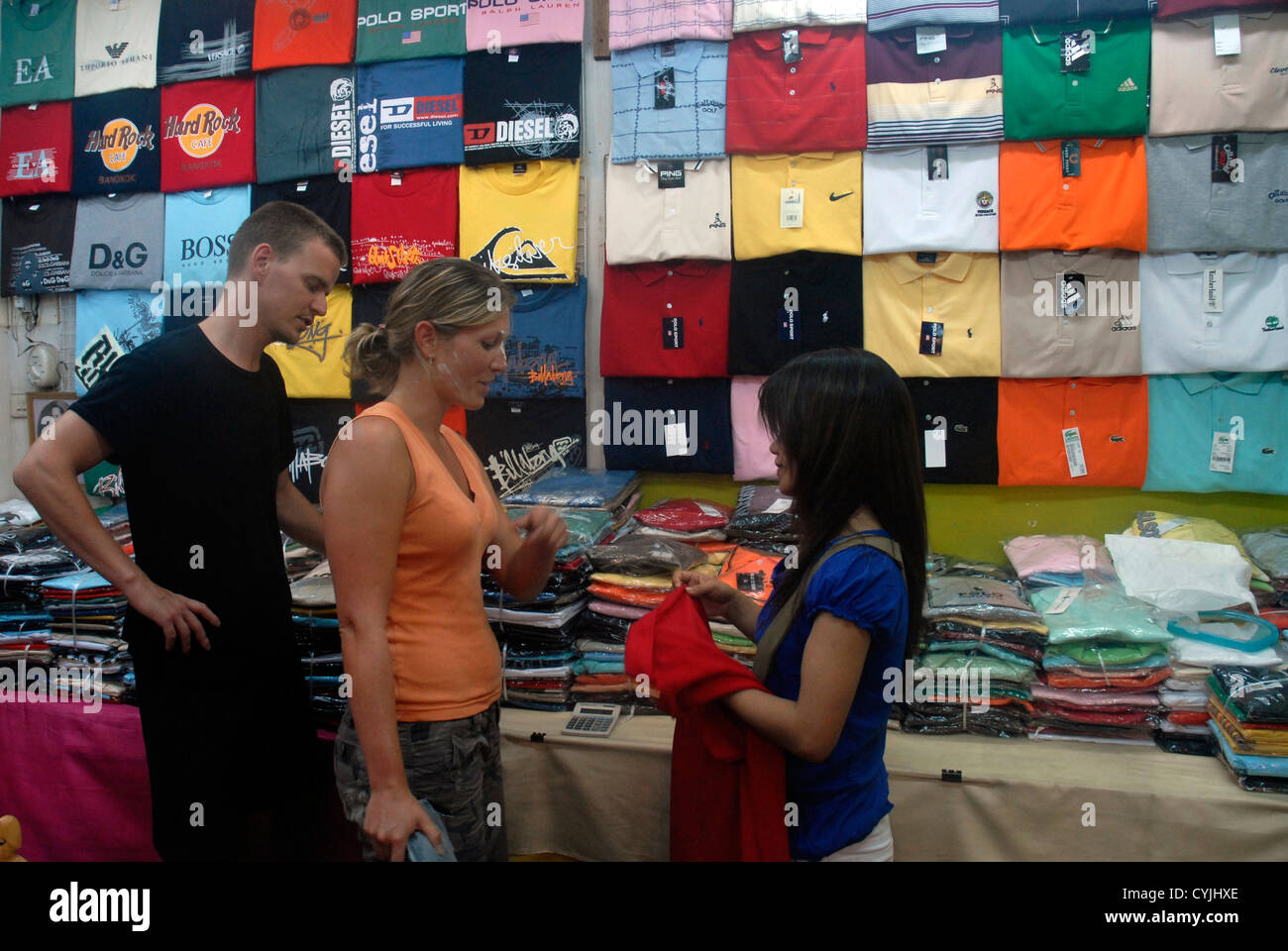 Night market, Couple, shopping, Suan Lum, Bangkok, Thailand, Asia Stock Photo