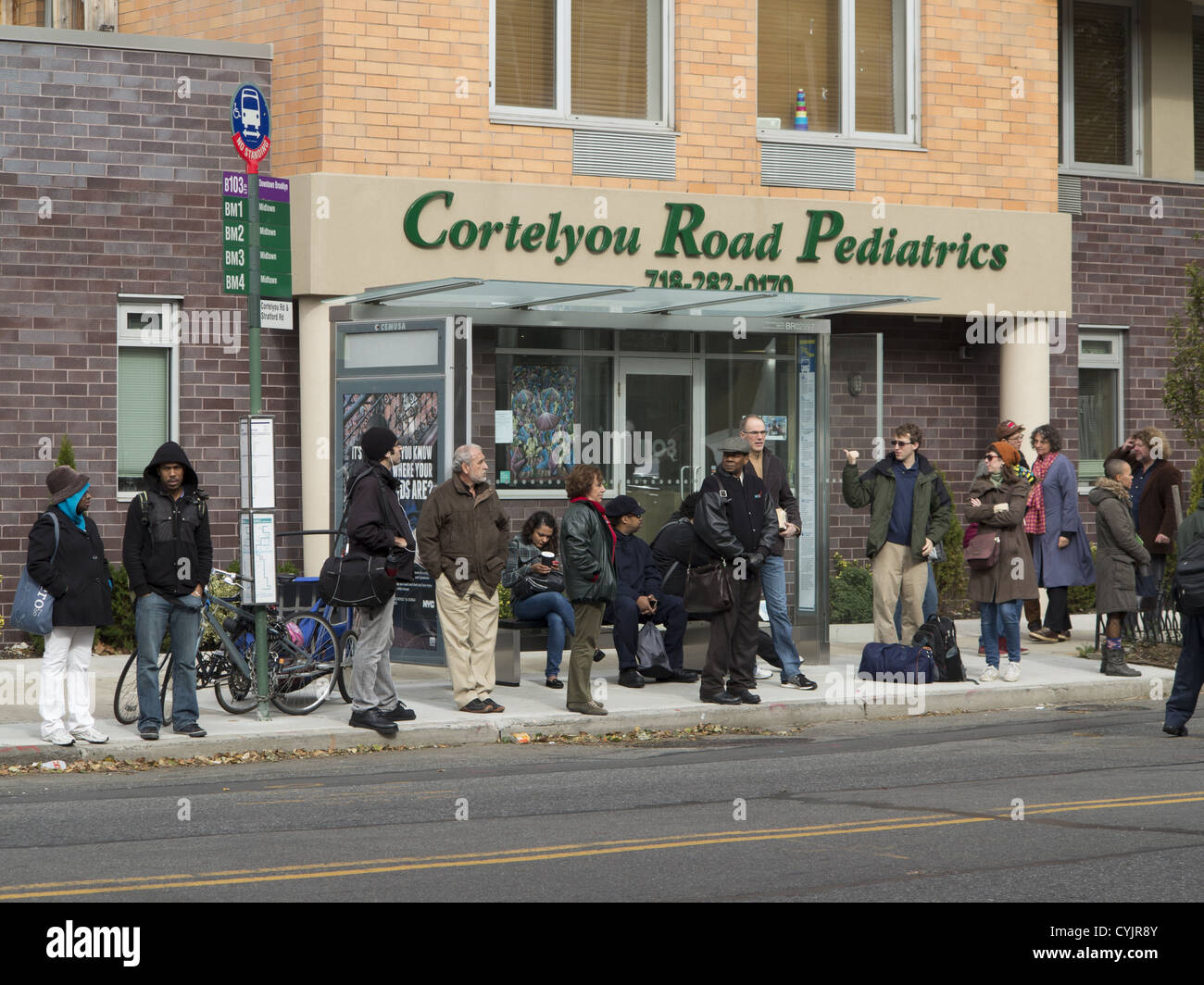 Very crowded bus hi-res stock photography and images - Alamy