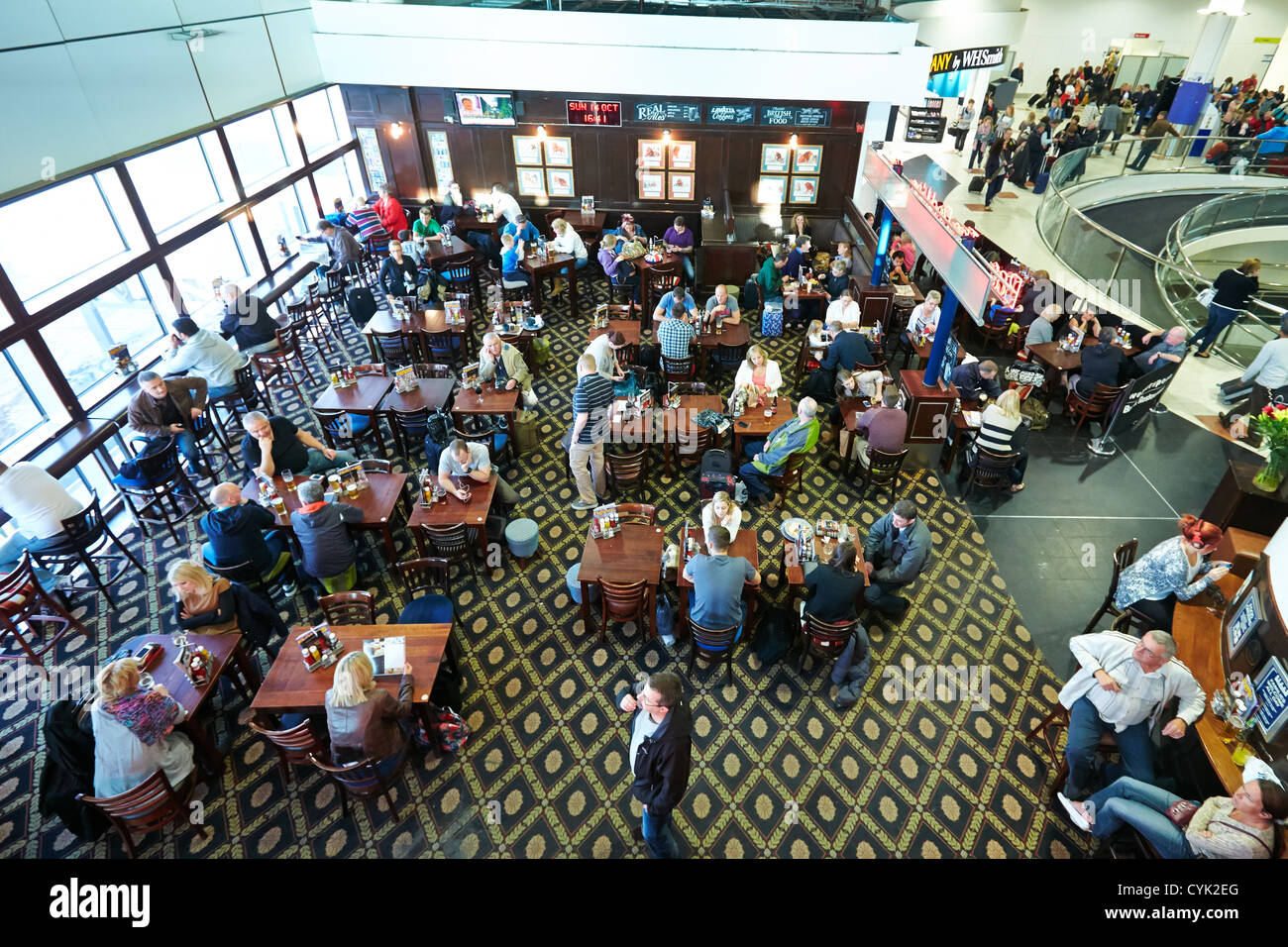 Gatwick airport pub hires stock photography and images Alamy