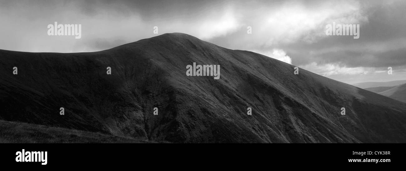 Summit ridge of Skiddaw Little Man Fell, Keswick, Lake District National Park, Cumbria, England, UK Stock Photo