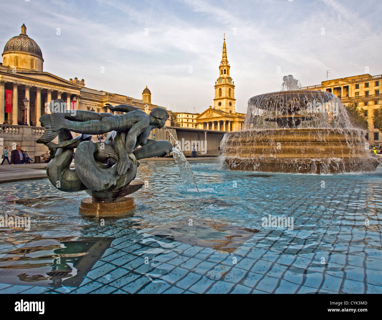 Fountains at Trafalgar Square with St Martin's in the Fields and the ...
