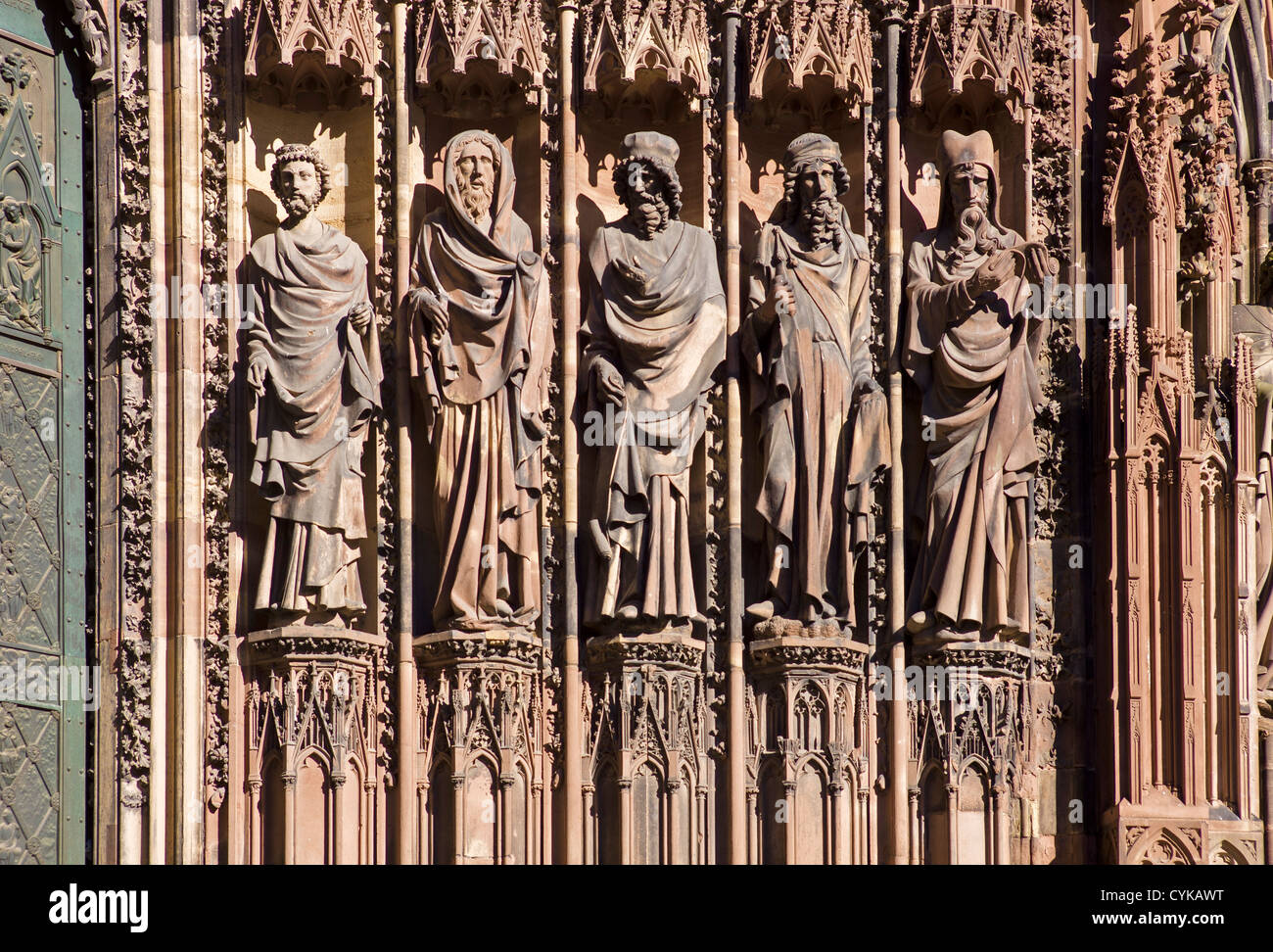 Sandstone jamb statues hires stock photography and images Alamy