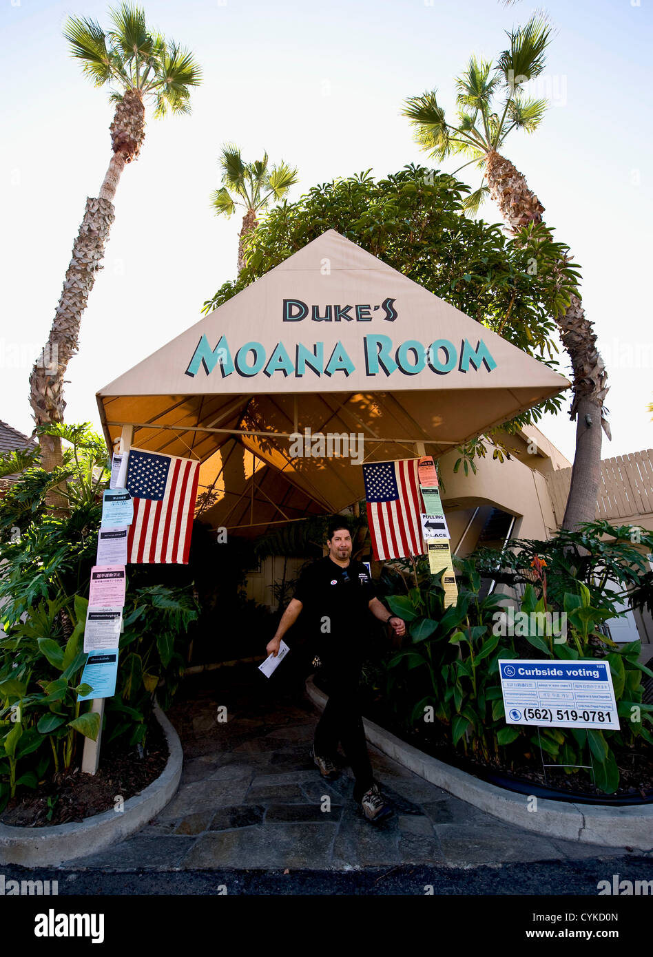 Nov. 06, 2012 - Malibu, California, U.S. -  Voters go to the polls at Duke's Restaurant on Pacific Coast Highway to cast ballots in the 2012 presidential election between Barack Obama and Mitt Romney.(Credit Image: © Brian Cahn/ZUMAPRESS.com) Stock Photo