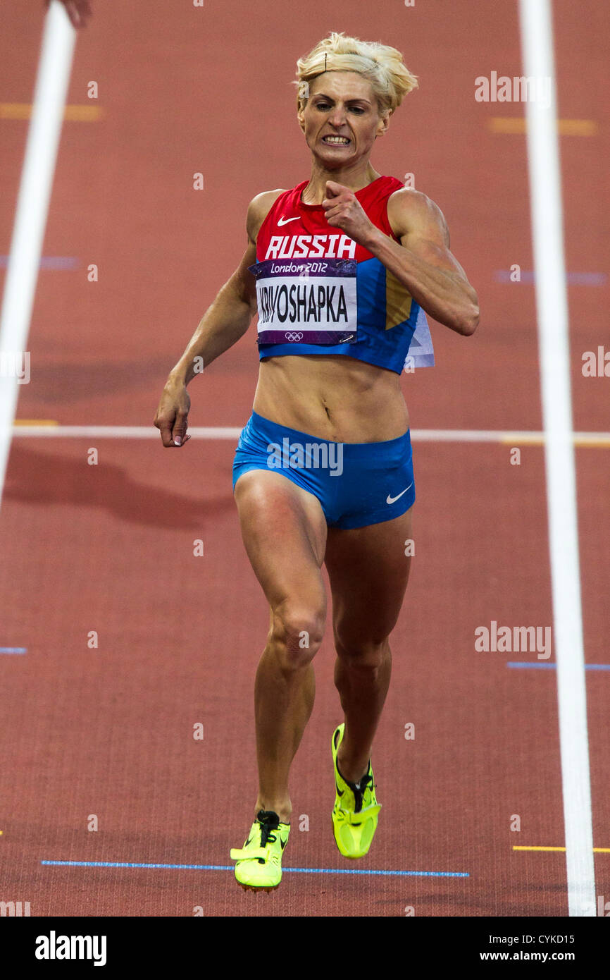 Antonina Krivoshapka (RUS) competing in the Women's 400 meter semifinal