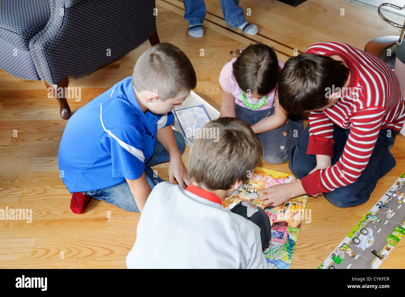 Jigsaw Puzzle Hi Res Stock Photography And Images Alamy