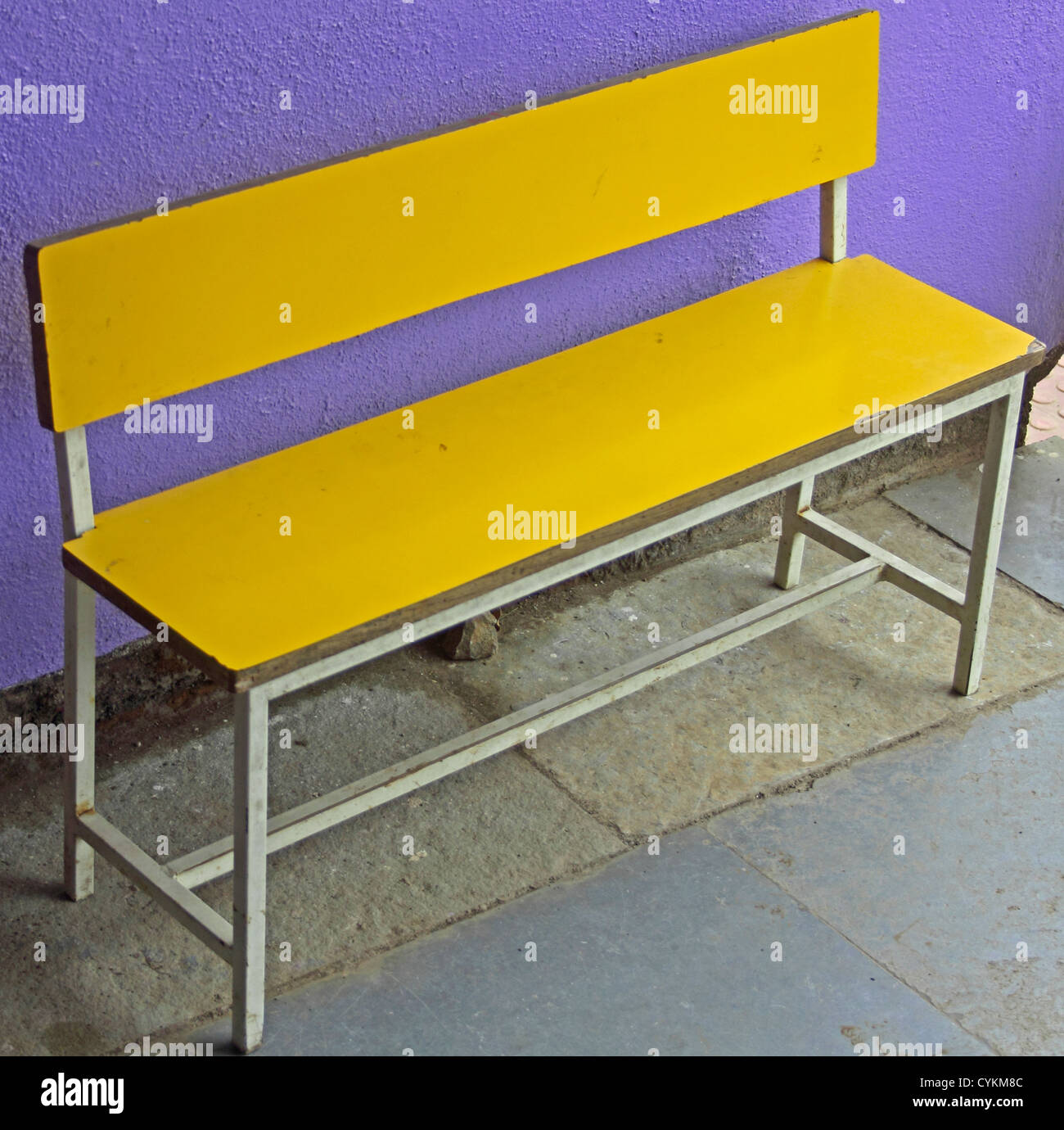 Empty exam desk hi-res stock photography and images - Alamy
