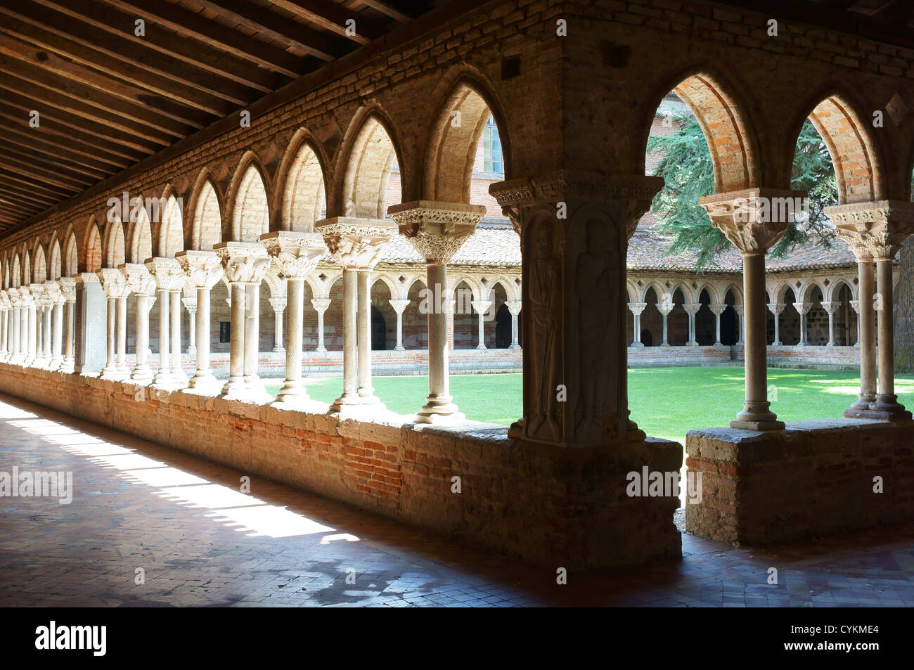 Cluniac cloister Abbey of Saint-Pierre Moissac Stock Photo - Alamy