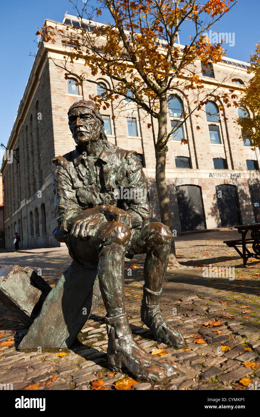 Bronze statue of John Cabot who sailed from Bristol in May 1497 and sailed in The Mathew and discovered North America, Stock Photo