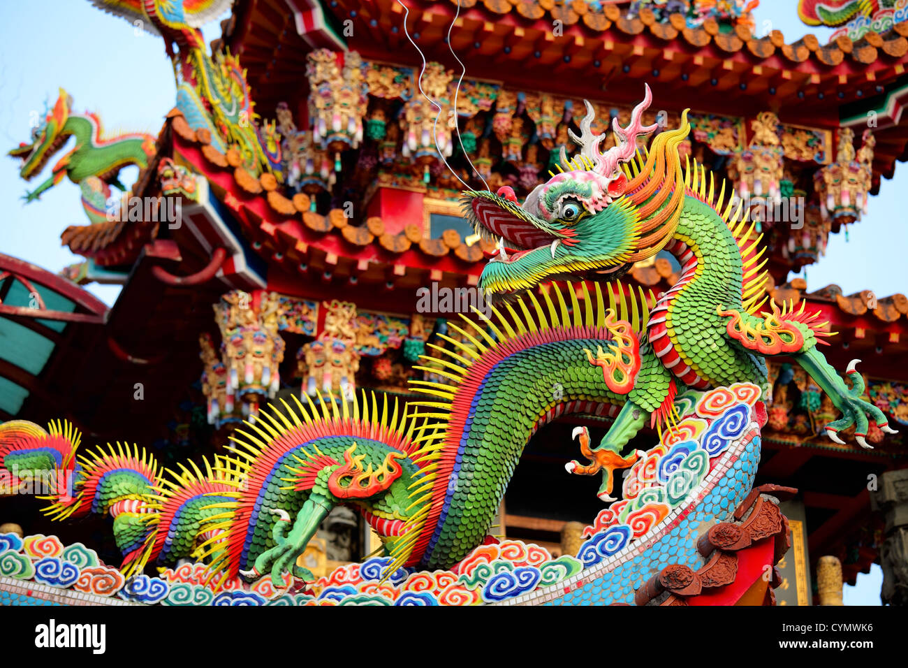 Shanghai red dragon hi-res stock photography and images - Alamy