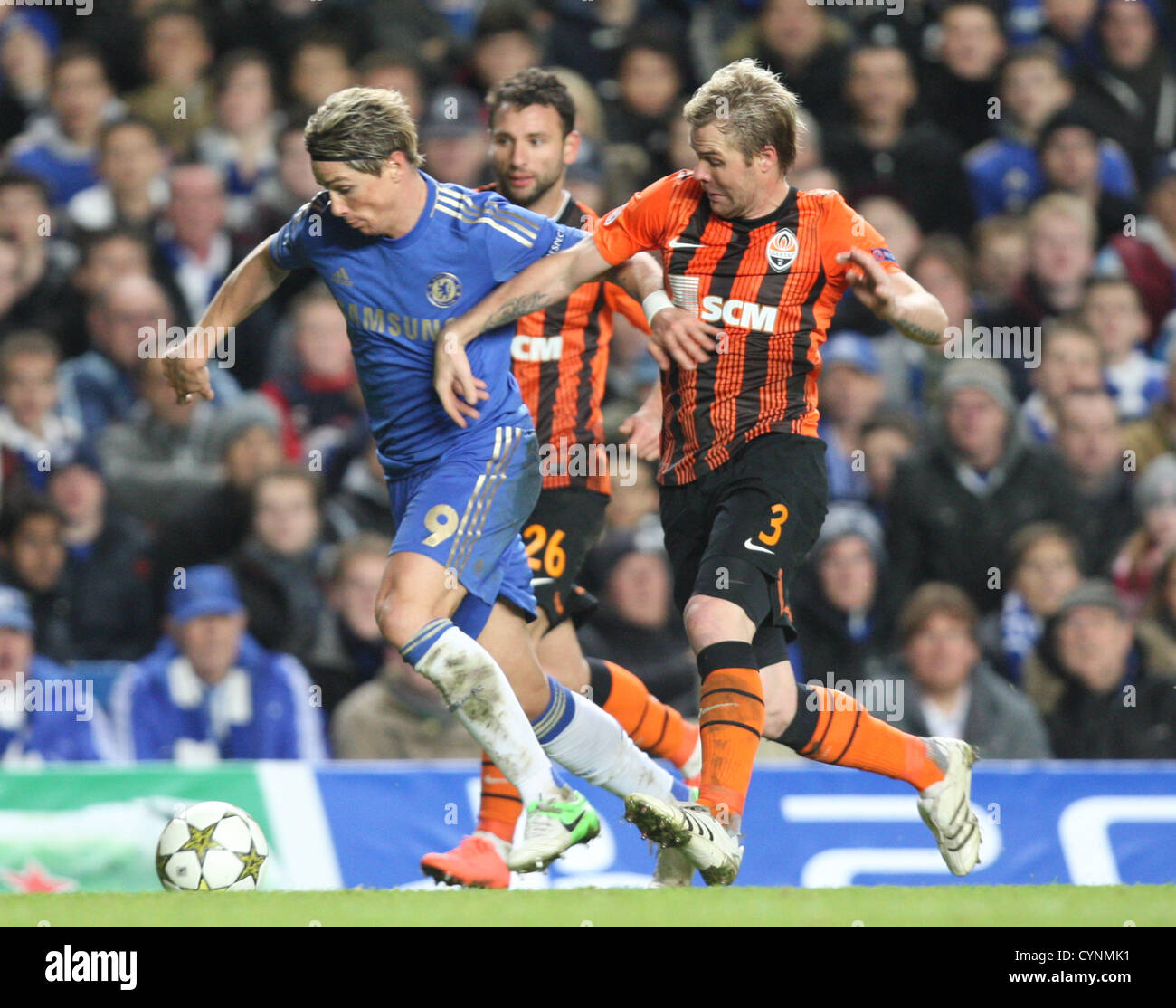 07.11.2012. London, England. Henrikh Mkhitaryan of FC Shakhtar Donetsk in  action during the UEFA Champions League Group E game between Chelsea and  Shakhtar Donetsk from Stamford Bridge Stock Photo - Alamy