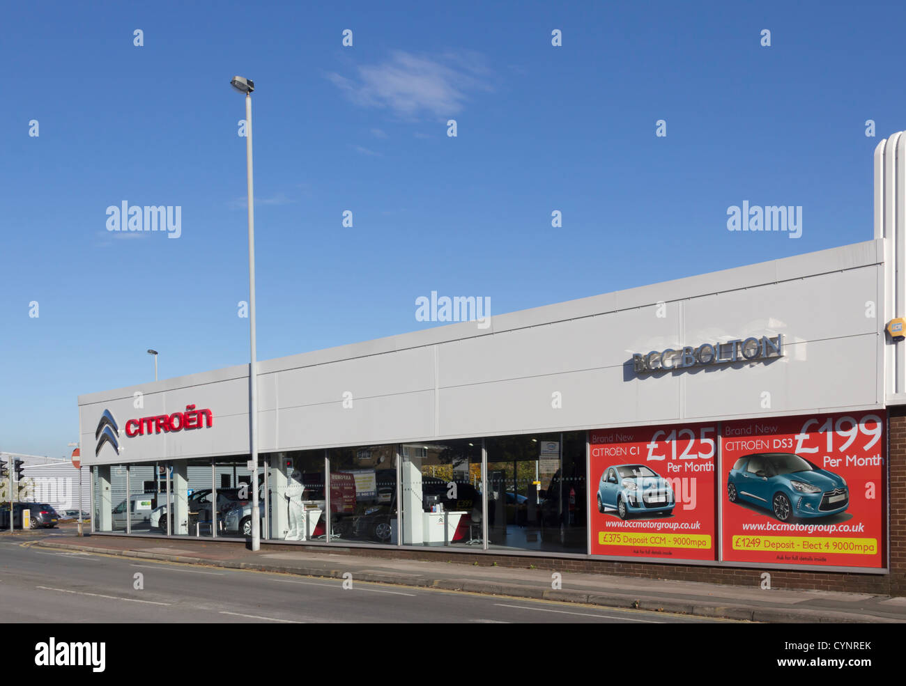 Salesroom hires stock photography and images Alamy