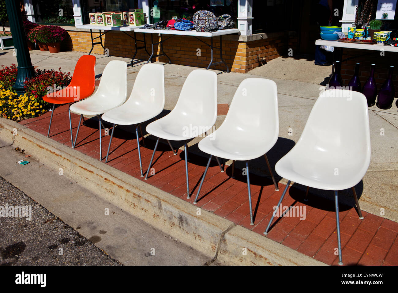 Fiberglass chairs hires stock photography and images Alamy