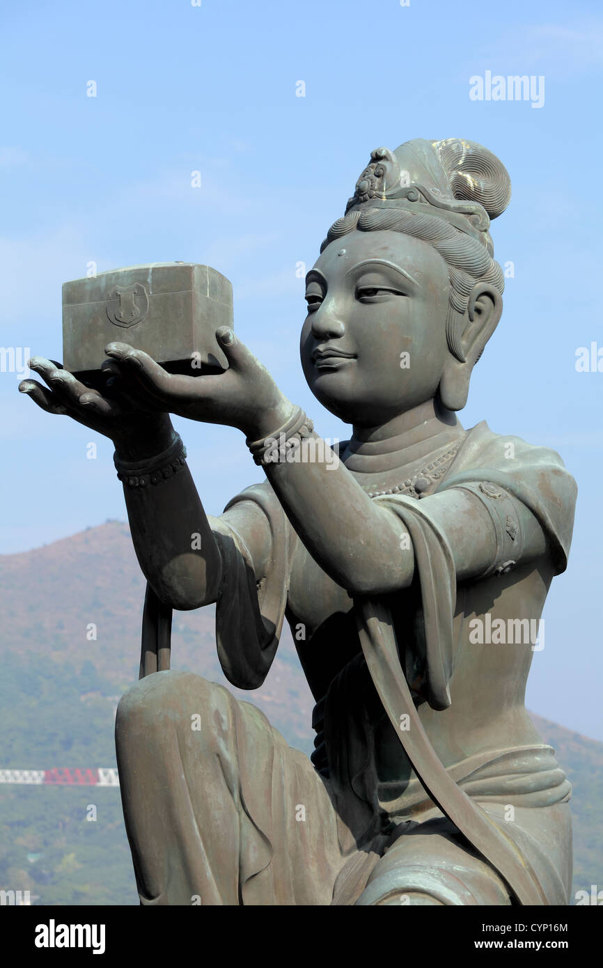 statue in chinese temple Stock Photo Alamy