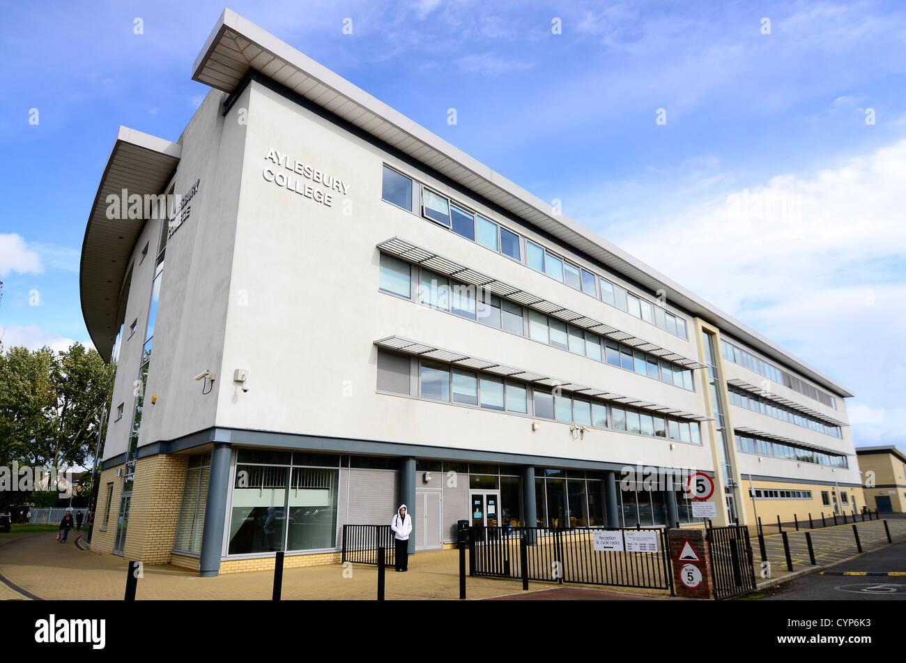Aylesbury college england hires stock photography and images Alamy