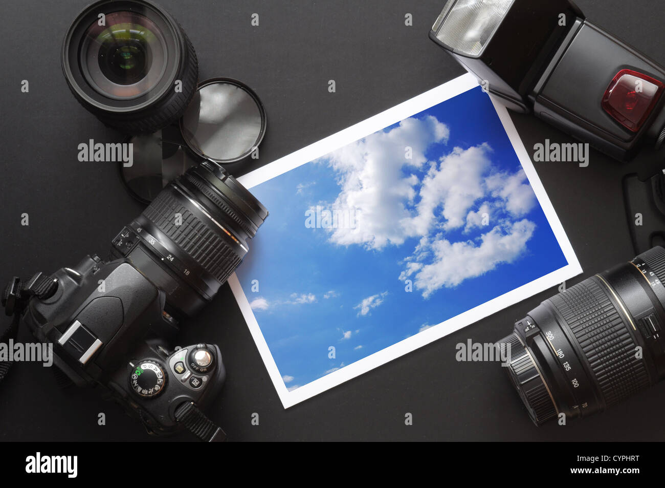 dslr camera lens and image on black background Stock Photo Alamy