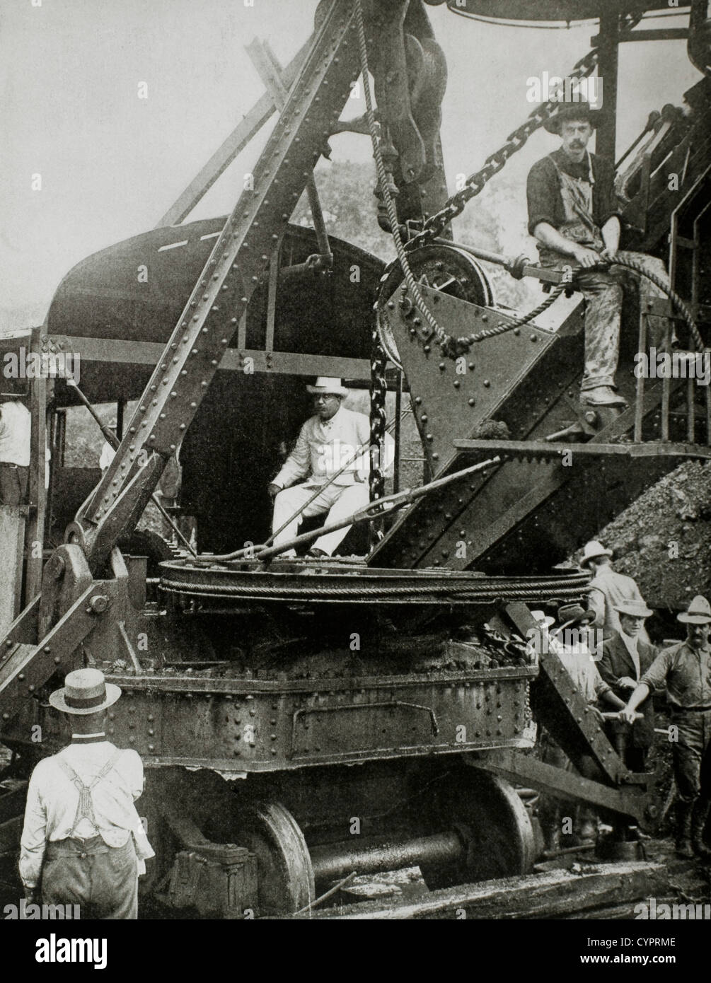 US President Theodore Roosevelt on Giant Steam Shovel at Culebra Cut During Construction of Panama Canal, 1906 Stock Photo