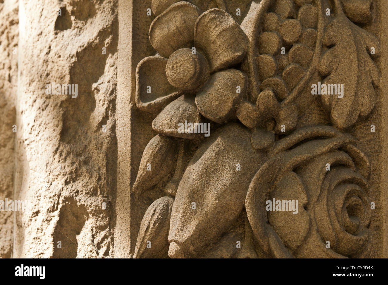 Flower carving hi-res stock photography and images - Alamy