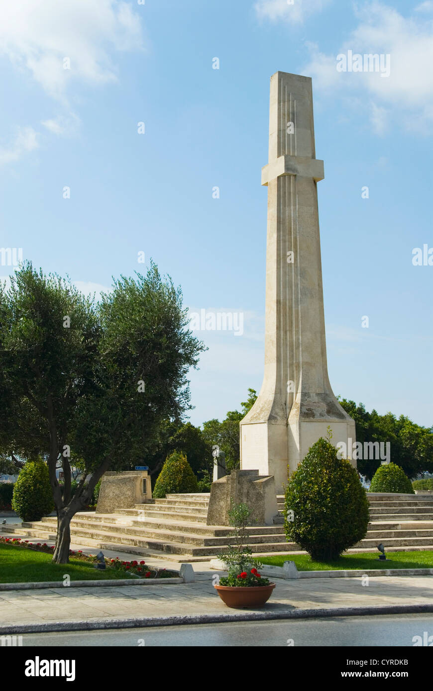 War memorial on the roadside, Floriana, Malta Stock Photo