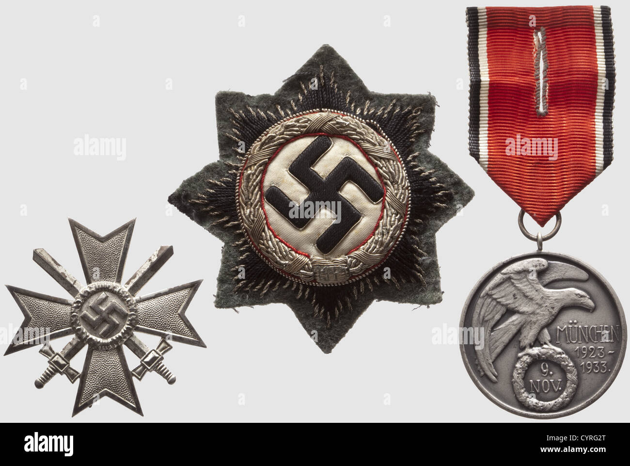 SS-Obergruppenführer Dr.Ernst Kaltenbrunner,Blood Order,honour ring of the City of Vienna and other decorations Medal of 9 November 1923,the so-called 'Blood Order',with award number '4017'.Second striking,patinated silver,punched '800'.Weight circa 23 g.Honour ring of the City of Vienna.Gold,with an applied onyx shield with partly enamelled city coat of arms and a continuous laurel décor with swastika.The inner surface with an engraved plaque 'Ehrenring der Stadt Wien für Dr.Ernst Kaltenbrunner 30.1.1941',stamped number '11'.historic,historica,Additional-Rights-Clearences-Not Available Stock Photo