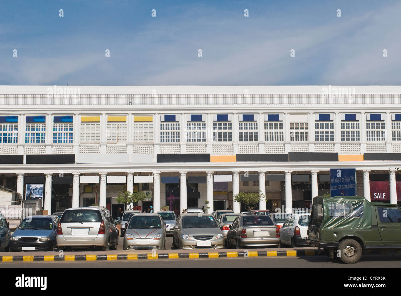 Vehicle parking india hires stock photography and images Alamy