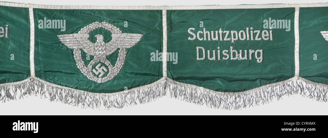 Police kettle hires stock photography and images Alamy