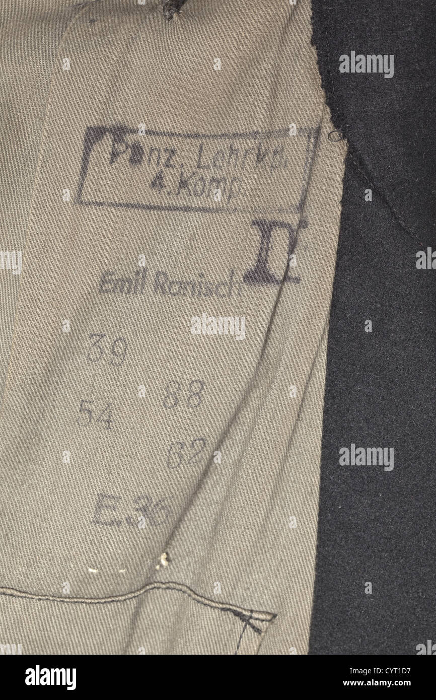 Special clothing for panzer troops,a garrison cap,a jacket and trousers