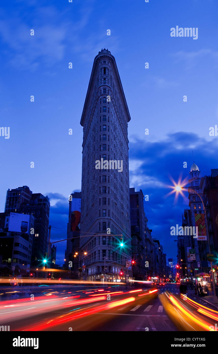 Triangle shaped building hires stock photography and images Alamy
