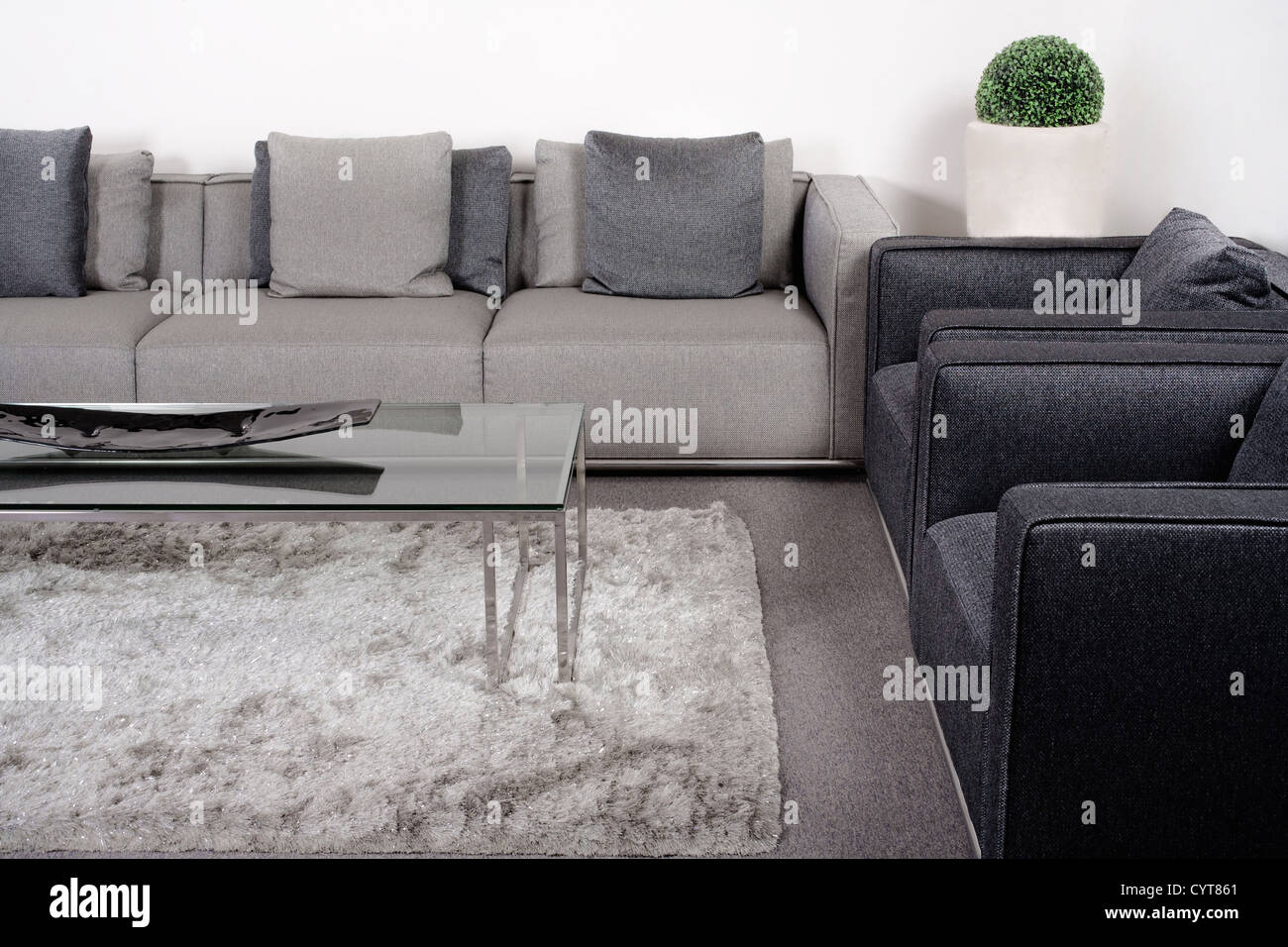 Livingroom with brand new classic furniture Stock Photo Alamy