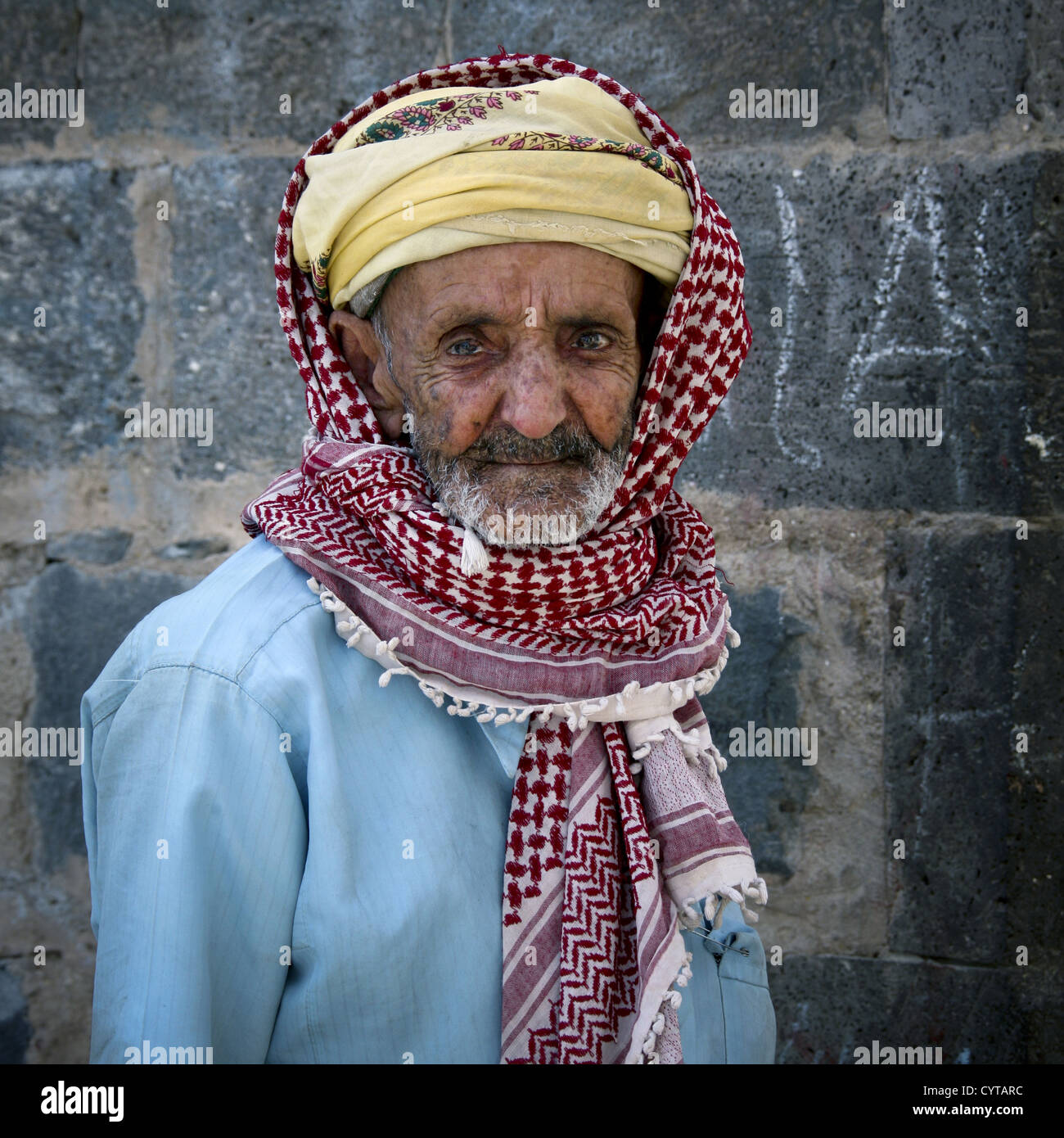 Yemeni clothes hi res stock photography and images Alamy