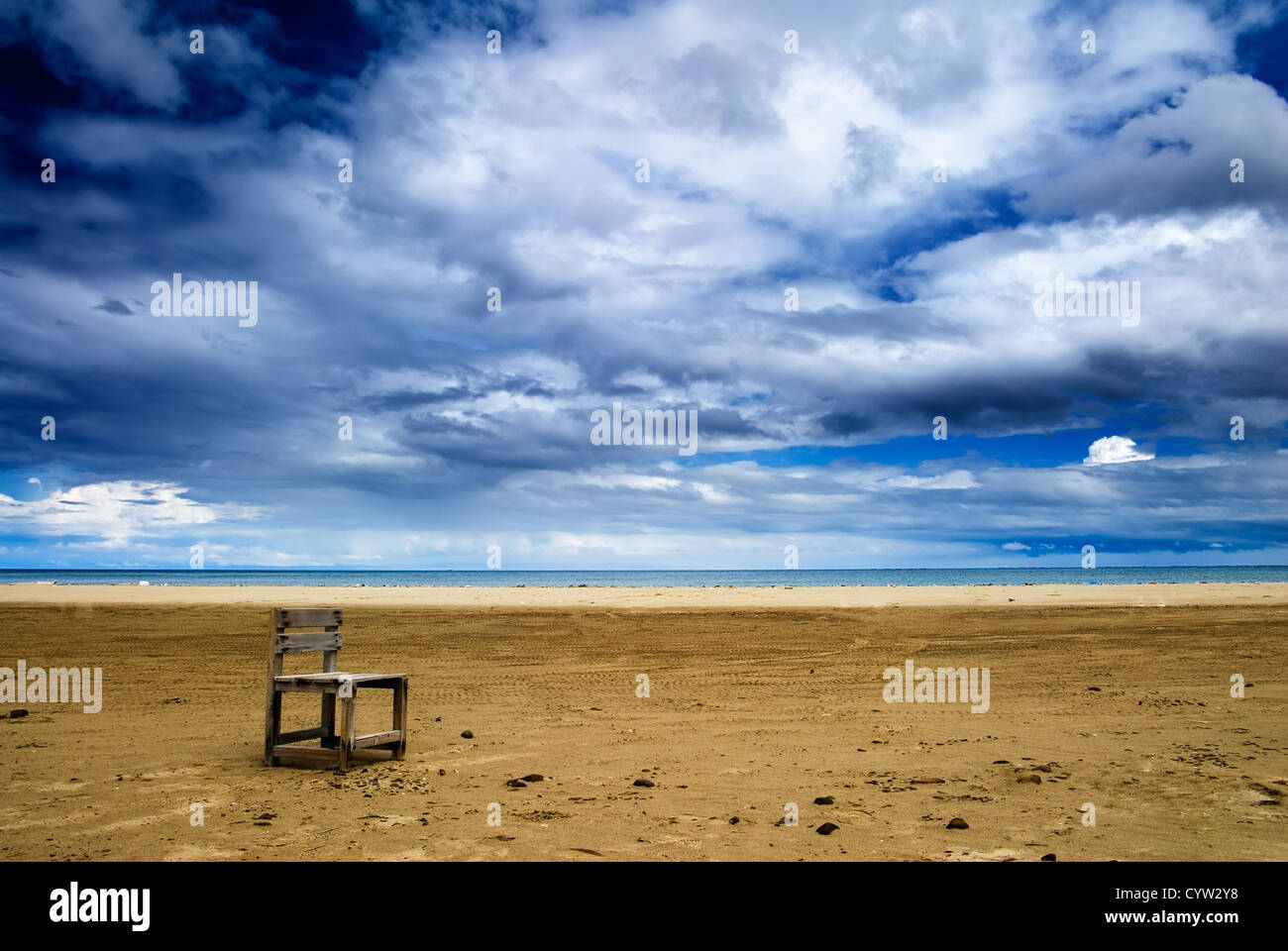 Lonely beach scene hi-res stock photography and images - Alamy